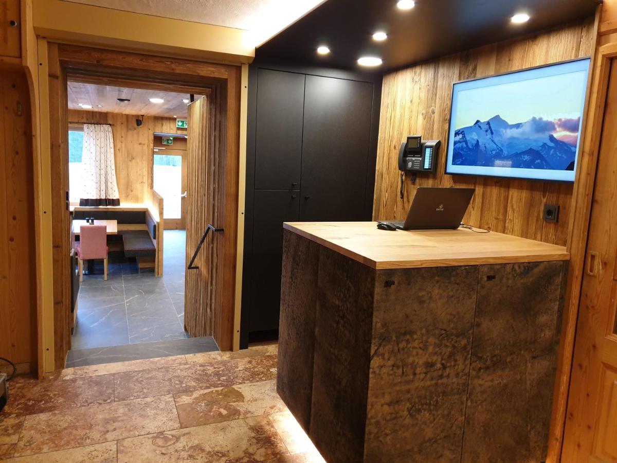 Hotel Gasthof Siggen Neukirchen am Grossvenediger Bagian luar foto