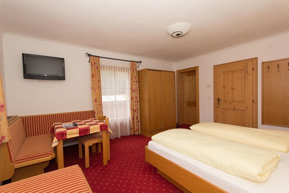 Hotel Gasthof Siggen Neukirchen am Grossvenediger Bagian luar foto